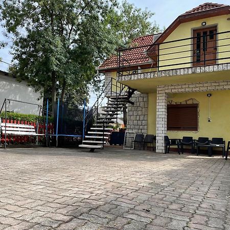 Edu Apartman Гайдусобосло Екстер'єр фото