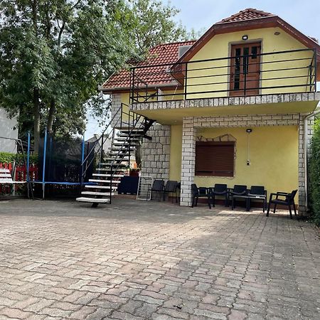 Edu Apartman Гайдусобосло Екстер'єр фото