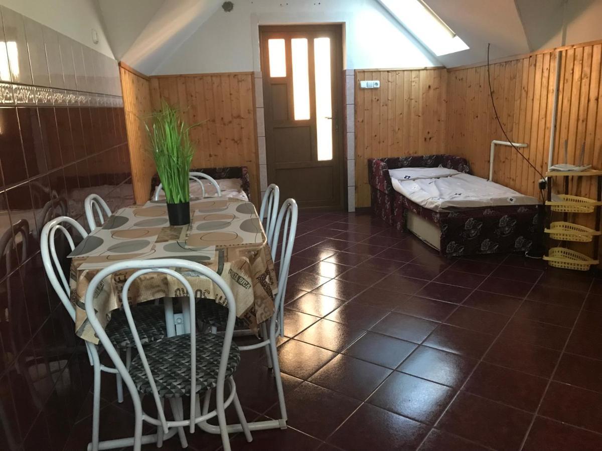 Edu Apartman Гайдусобосло Екстер'єр фото